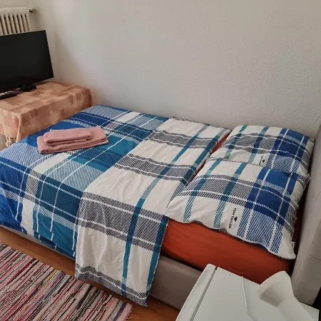 Del Ponte Break Bed & Breakfast Minusio